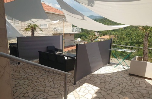 Molunat Apartment | Villa Peragić - Triple Room with Balcony and Private External Bathroom