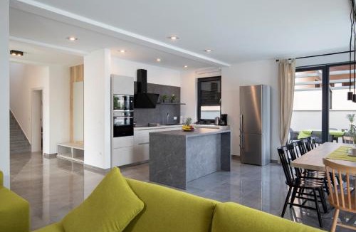 Skatari Villa | Villa Perle - managed by Travel Istria