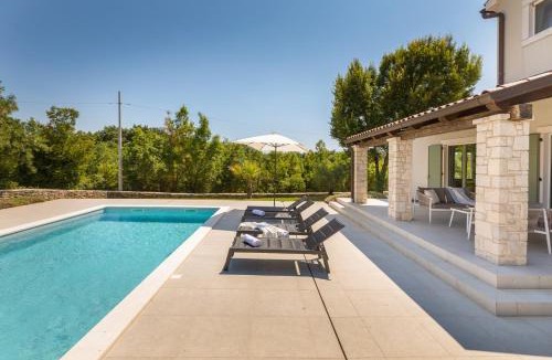 Butkovici Villa | Villa Philia by Villsy - with heated salt water pool
