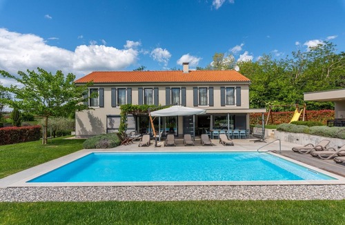 Lasici Villa | Villa Povetica beautiful holiday home with private pool for 12 guests