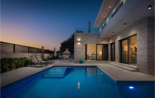 Srima House | Villa Quentin