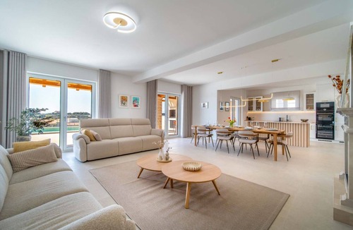 Mundanije Villa | Villa Rabella – luxury by Villas Guide