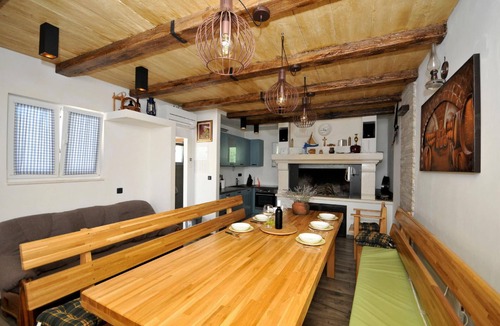 Kastel Stafilic House | Villa Rimac in Kastel Stafilic with garden, barbecue