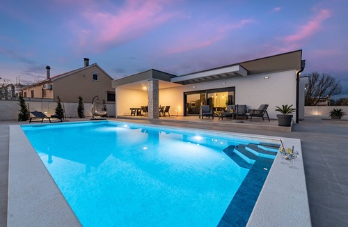 Zemunik Donji Villa | Villa Ro&Lu ZadarVillas