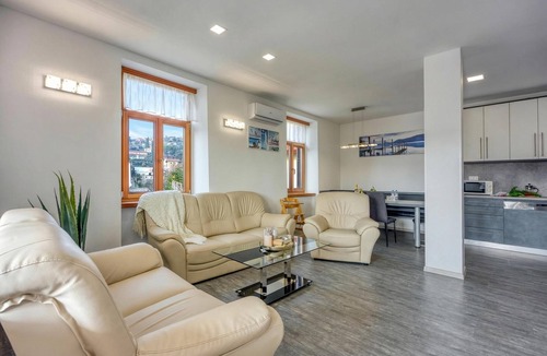 Portoroz Apartment | Villa Roma Portorose - 3BR + Balcony, Portorož, Slovenia