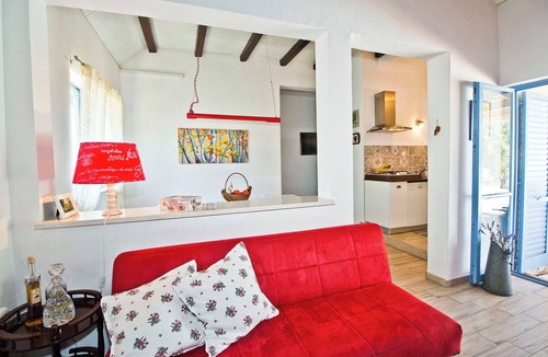 Dicmo House | VILLA ROMANSA 22km Split-Perfect Peace, Heated pool, Bbq