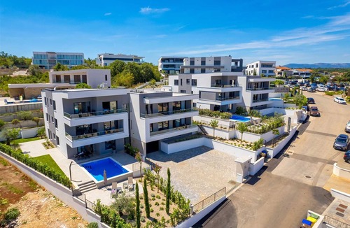 Zidarici Apartment | Villa Rova – Apartment with balcony and beautiful sea view