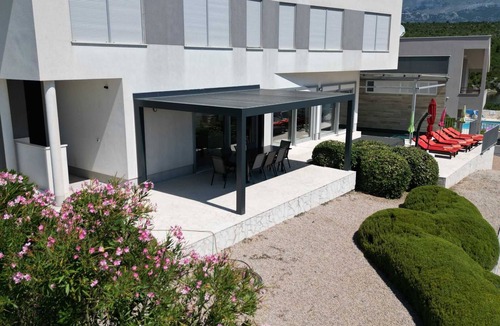 Posedarje Villa | Villa Royal Blue with Heated Pool