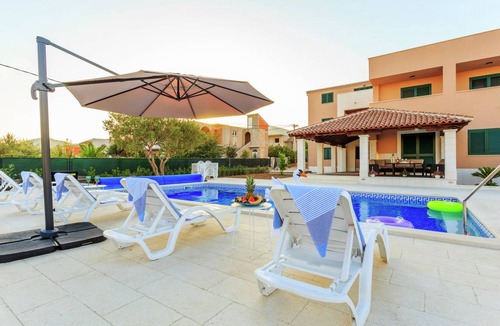 Rudine House | Villa Rusula first floor apartment A4