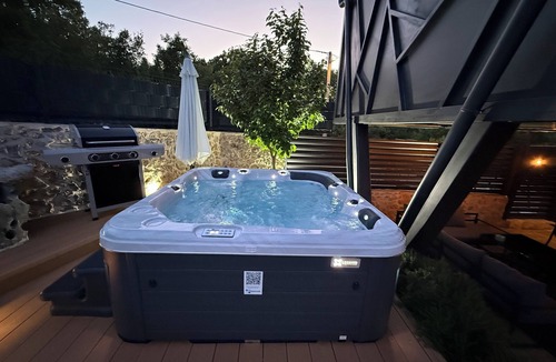 Central Dalmatia House | Villa sa bazenom i jacuzzijem u Dalmatinskoj zagori na 20 min od Splita