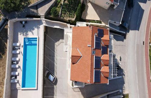 Plat Apartment | Villa Samba - Superior One-Bedroom Apartment with Balcony and Sea View