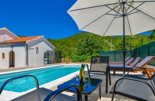Vrgorac Villa | Villa Sanja in Makarska by Villas Guide