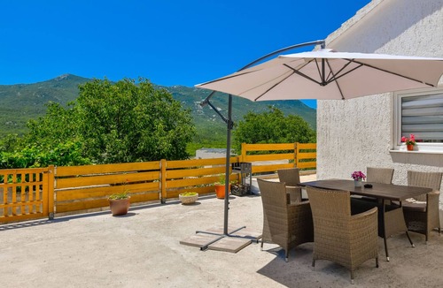 Vrgorac Villa | Villa Sanja in Makarska by Villas Guide