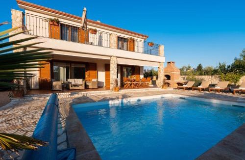 Brzac Villa | Villa Sara - perfect family holiday