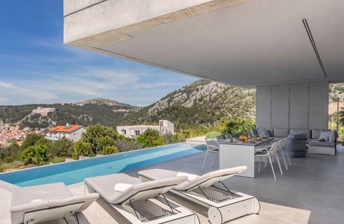 Hvar Villa | Villa Selina - Three Bedroom Villa, Sleeps 7