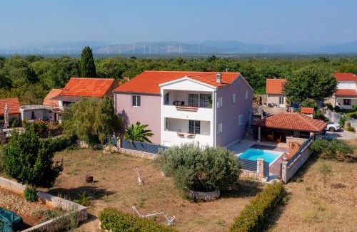 Oklaj Villa | Villa Silente