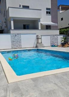 Seline House | Villa Silver