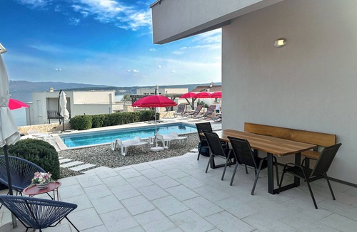 Posedarje Villa | Villa-Simon - your retreat on the Croatian coast. Direct access to the sea!