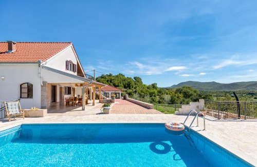 Ruzic Villa | Villa Sinodium