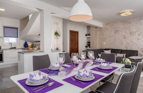Kastel Kambelovac Villa | Villa Sirena SAVE 20 percent on Split-villas com