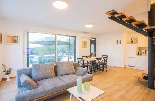 Kastel Luksic Villa | Villa Sole with Private Pool