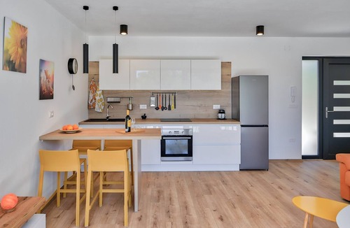 Liznjan Villa | Villa Solis- Modern Villa for a romantic retreat