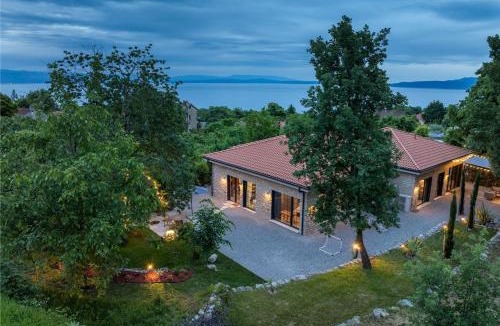 Poljane Villa | Villa St Hedonist by Villsy
