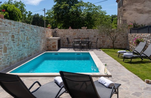 Cepljani Villa | Villa Stone House by Villas Guide
