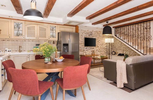 Bicine House | Villa Stone (V9131-K1) - Skradin