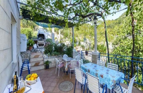 Podimoc Apartment | Villa Sunce Doli - One-Bedroom Apartment with Terrace and Sea View