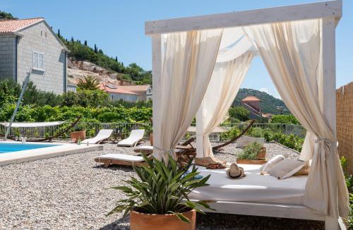 Orasac House | Villa Sunny Oasis