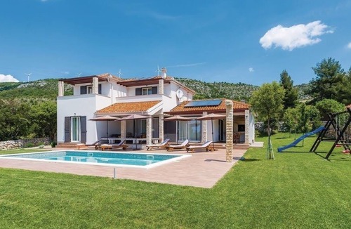 Sibenik Villa | Villa Sunrise Dubrava nearby Sibenik – Crovillas GmbH