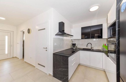 Sibenik Villa | Villa Sunrise with Outdoor Pool - 4 Bedroom & Pool