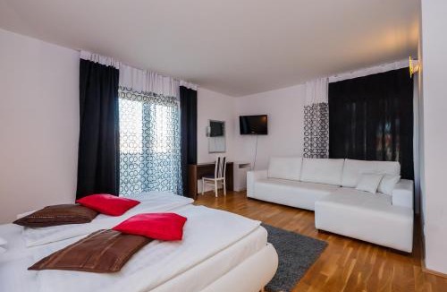 Municipality of Trogir Hotel | Villa Sveti Križ