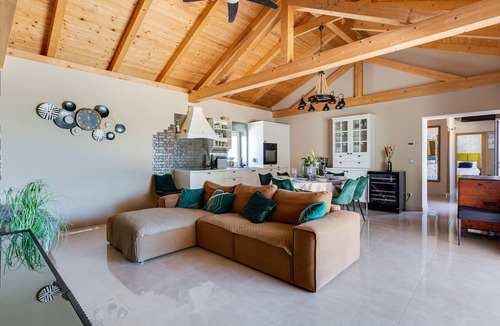 Zemunik Donji House | Villa Tanja by Interhome