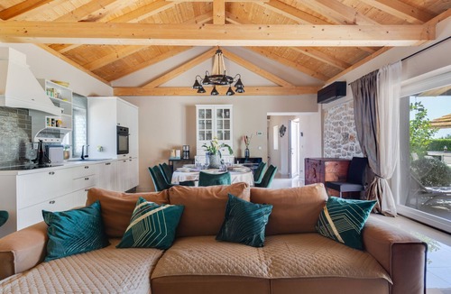 Zemunik Donji House | Villa Tanja by Interhome