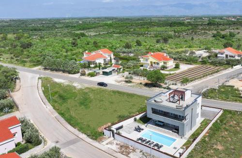 Murvica Villa | Villa Tia with heated pool & jacuzzi