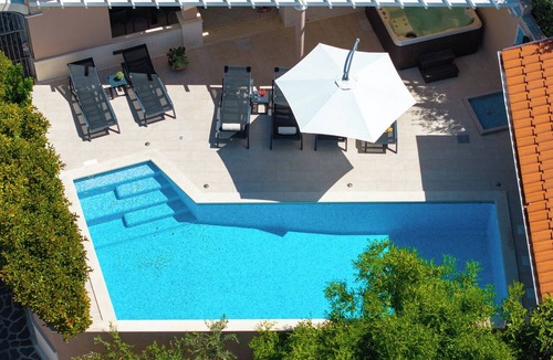 Duce Villa | Villa Tina - luxurious accomodation with heated pool, a Jacuzzi, 6 bedrooms