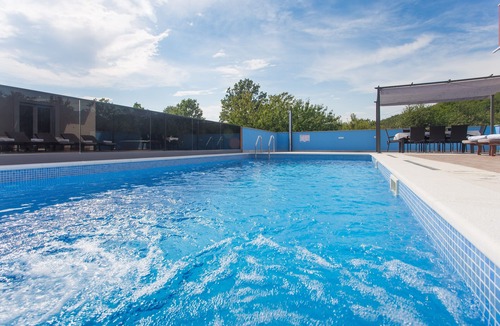Trnbusi Villa | Villa Tomic - Four-Bedroom Villa with Private Pool