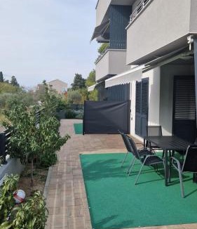 Biograd na Moru Apartment | Villa Toni II