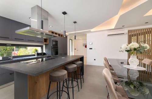 Rasopasno Villa | Villa Toscana with pool, sauna and jacuzzi