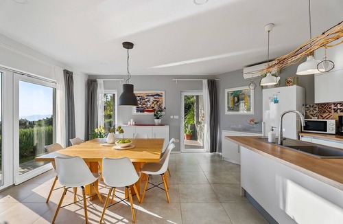 Gornje Sitno Villa | Villa UP with panoramic views of the sea, a heated 33 sqm Swimming pool, a Softub Whirlpool, Playground