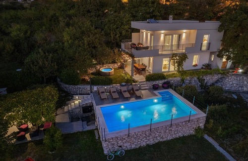 Gornje Sitno Villa | Villa UP with panoramic views of the sea, a heated 33 sqm Swimming pool, a Softub Whirlpool, Playground