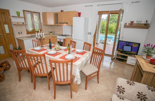 Laginji Villa | Villa Valmonida with Pool, Sauna, Gym and BBQ