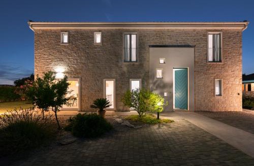 Muline Villa | Villa Vela Muline - 8 plus 2 guests - heated pool