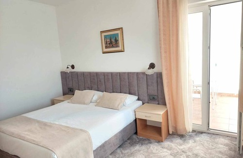 Starigrad Hotel | Villa Vicko