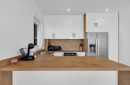 Veliko Brdo Villa | Villa VIP with heaed swimming pool and 4 Bedrooms, Several terraces with seaview
