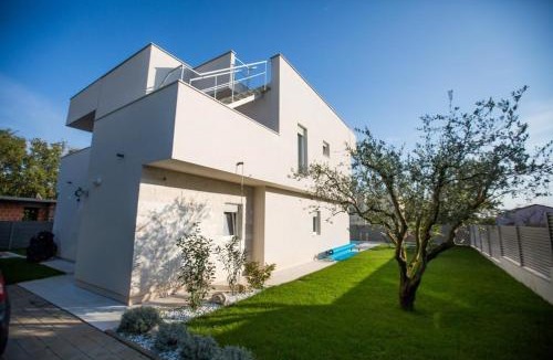 Karigador Villa | Villa Virtus