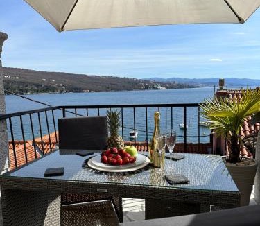 Volosko Apartment | Villa Volos,free private parking