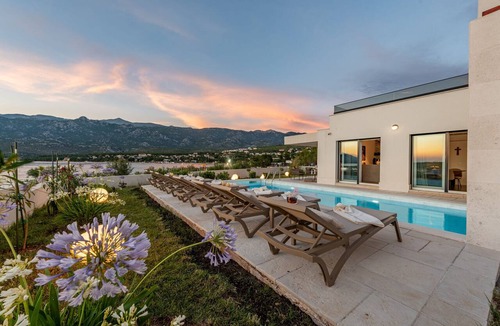 Rovanjska Villa | Villa Wave of Love ZadarVillas